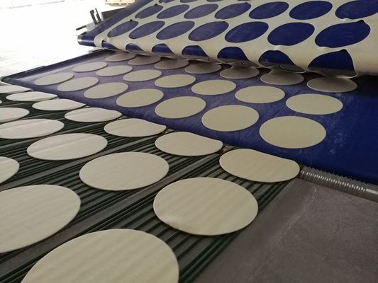 de Capaciteit Pita Bread Production Line With van 12000 PCs/u-200 kg-de Mixer van het Volumedeeg