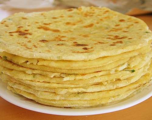 kopen De multifunctionele Machine van de Bloemtortilla, Automatische Tortillamaker met Tunneloven online vervaardiging