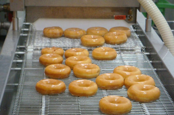 kopen De Industriële Doughnut die van 12000 PCs/van U Machine met Aangepaste Hexagonale Snijder maken online vervaardiging