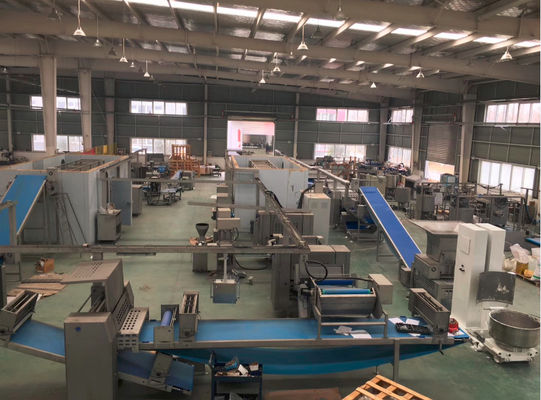 kopen Industrieel Bladerdeegmateriaal, Bladerdeegmaker met de Lamineerder van het Deegblok online vervaardiging
