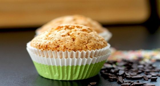 kopen De Productielijn van de Cupcakecake automatiseerde Pleisterinjecteur en Deklaagmachine zonder het De steel verwijderen van online vervaardiging