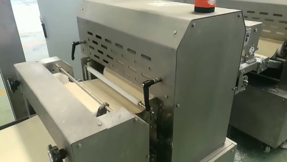 kopen 2 - 4 rijen Pizza deegmachine, automatische pizza machine aangepaste diameter online vervaardiging