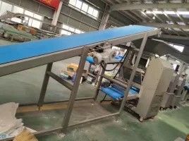 kopen 800mm de Machine van de Deeglamineerder maakte Industrieel het Lamineren Materiaal online vervaardiging